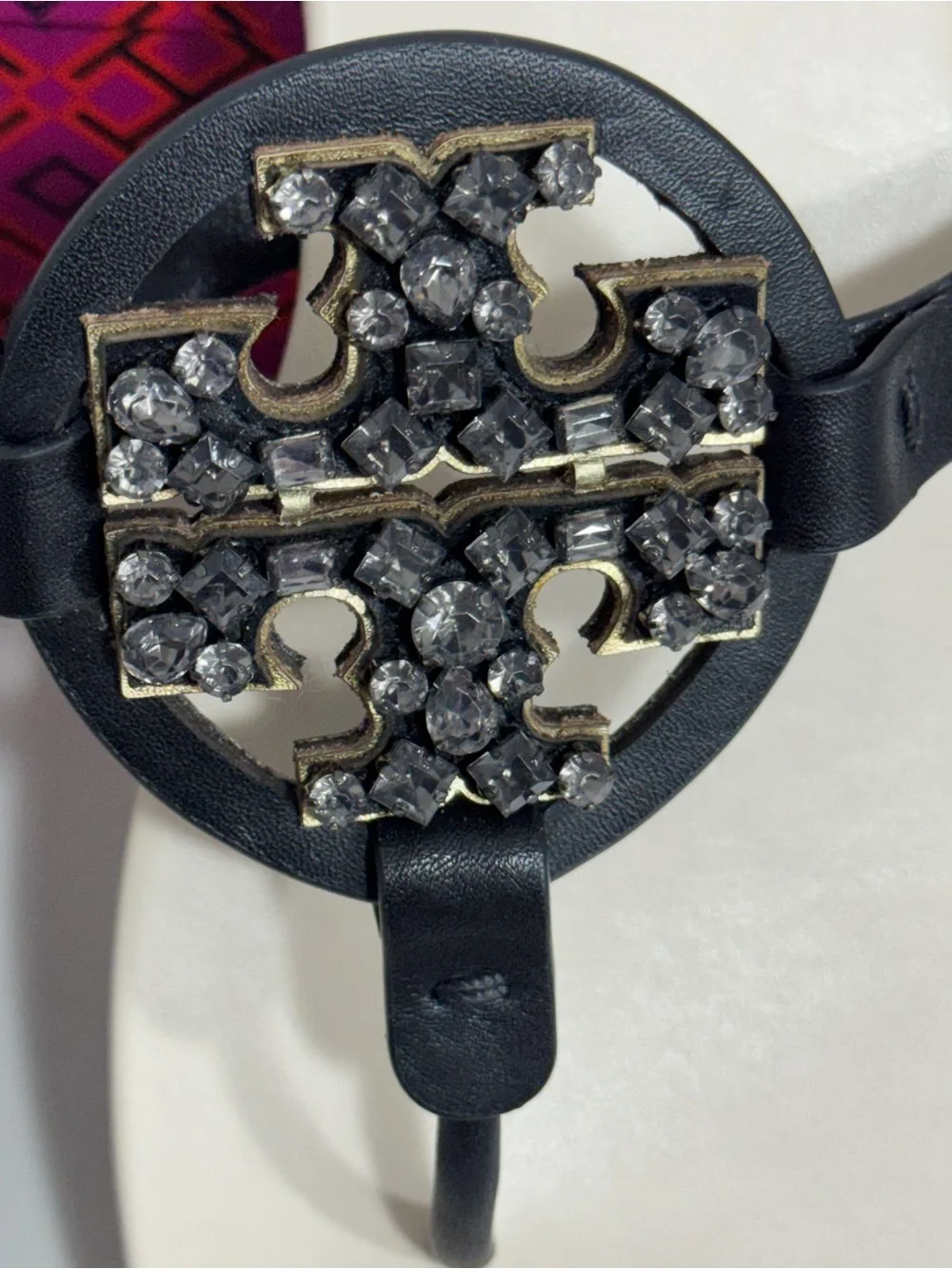 LIKE NEW! Tory Burch Black Crystal Miller Nappa Leather Logo Thong Sandals US 10